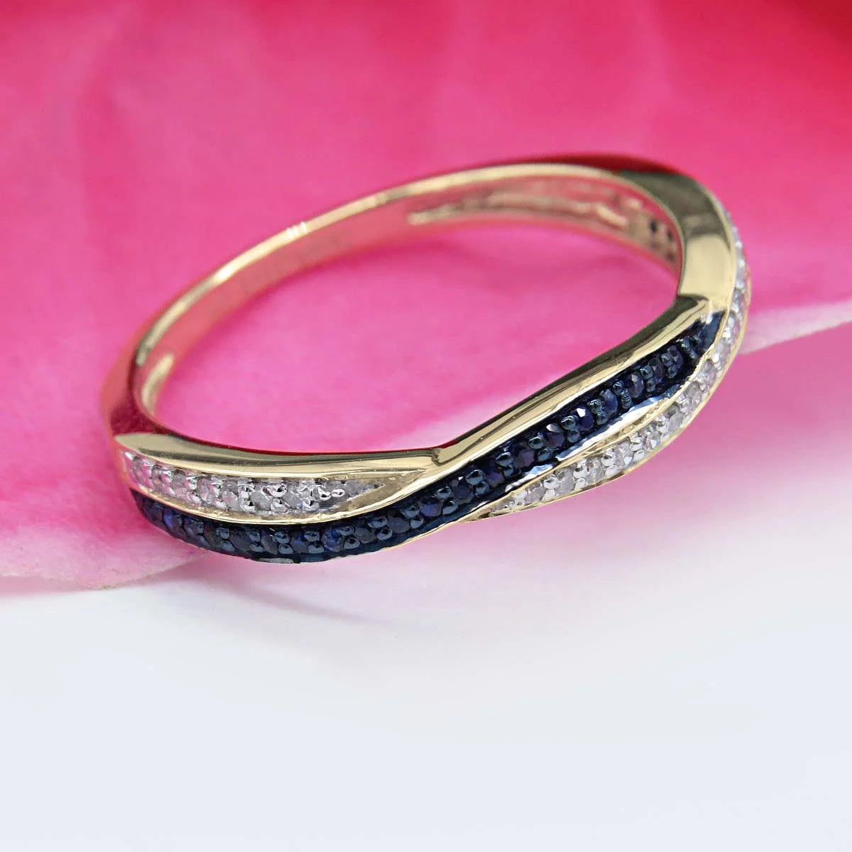10K Yellow Gold Blue Sapphire White Diamond Ring Size 7.5 J326